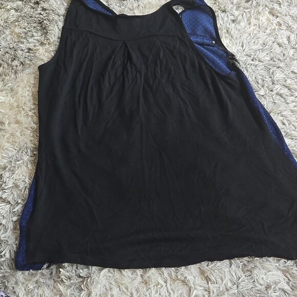 Express Navy and Black Patterned Sleeveless Top - Picture 4 of 4